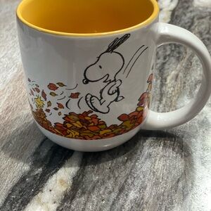 Peanuts White and Yellow Dining Mug Collection